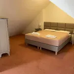 Kaiserhof B&B 크리니차 모르스카