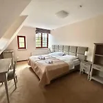 Kaiserhof 크리니차 모르스카