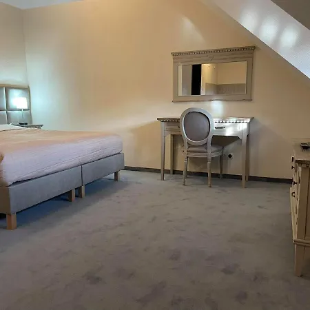 Kaiserhof B&b-cesarski Dwór, Budynek Z Nutą Historii Krynica Morska