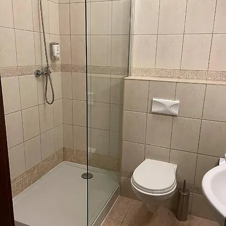 ベッド・アンド・ブレックファスト Kaiserhof クリニツァ・モルスカ