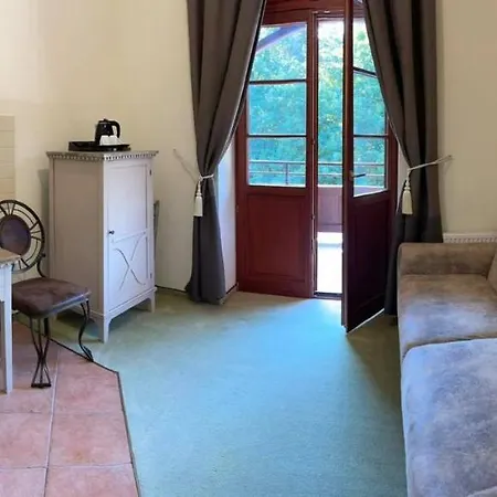Kaiserhof B&b-cesarski Dwór, Budynek Z Nutą Historii Nocleg ze śniadaniem Krynica Morska