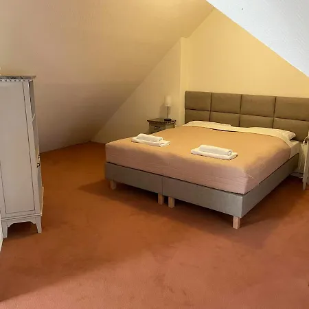 Kaiserhof Bed & Breakfast Krynica Morska