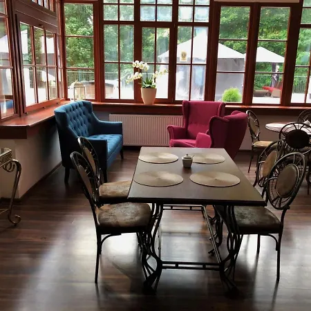 Kaiserhof B&b-cesarski Dwór, Budynek Z Nutą Historii Krynica Morska
