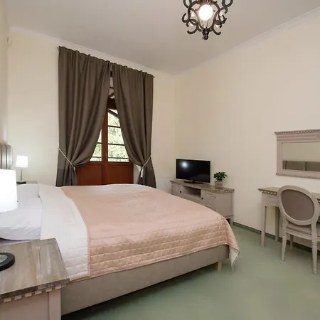 Kaiserhof Couette-café Krynica Morska