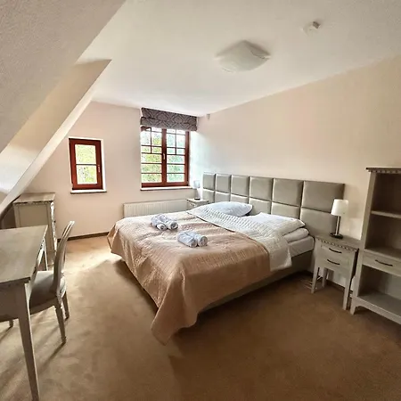 Kaiserhof B&b-cesarski Dwór, Budynek Z Nutą Historii Krynica Morska