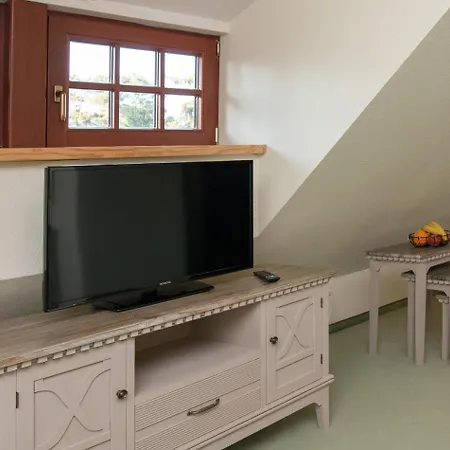 Nocleg ze śniadaniem Kaiserhof B&b-cesarski Dwór, Budynek Z Nutą Historii Krynica Morska