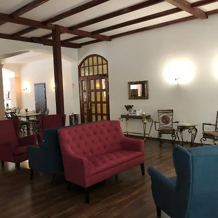 Nocleg ze śniadaniem Kaiserhof B&b-cesarski Dwór, Budynek Z Nutą Historii Krynica Morska