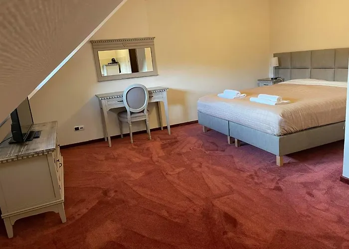 Kaiserhof Bed & Breakfast Krynica Morska