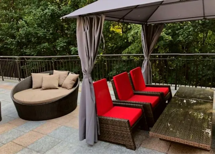 Kaiserhof Bed & Breakfast 4*